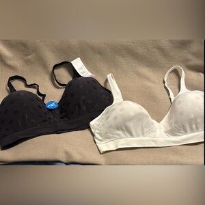 Hanes Fuller Coverage Seamless T-Shirt Bras (2)